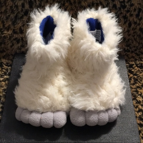 target boys slippers